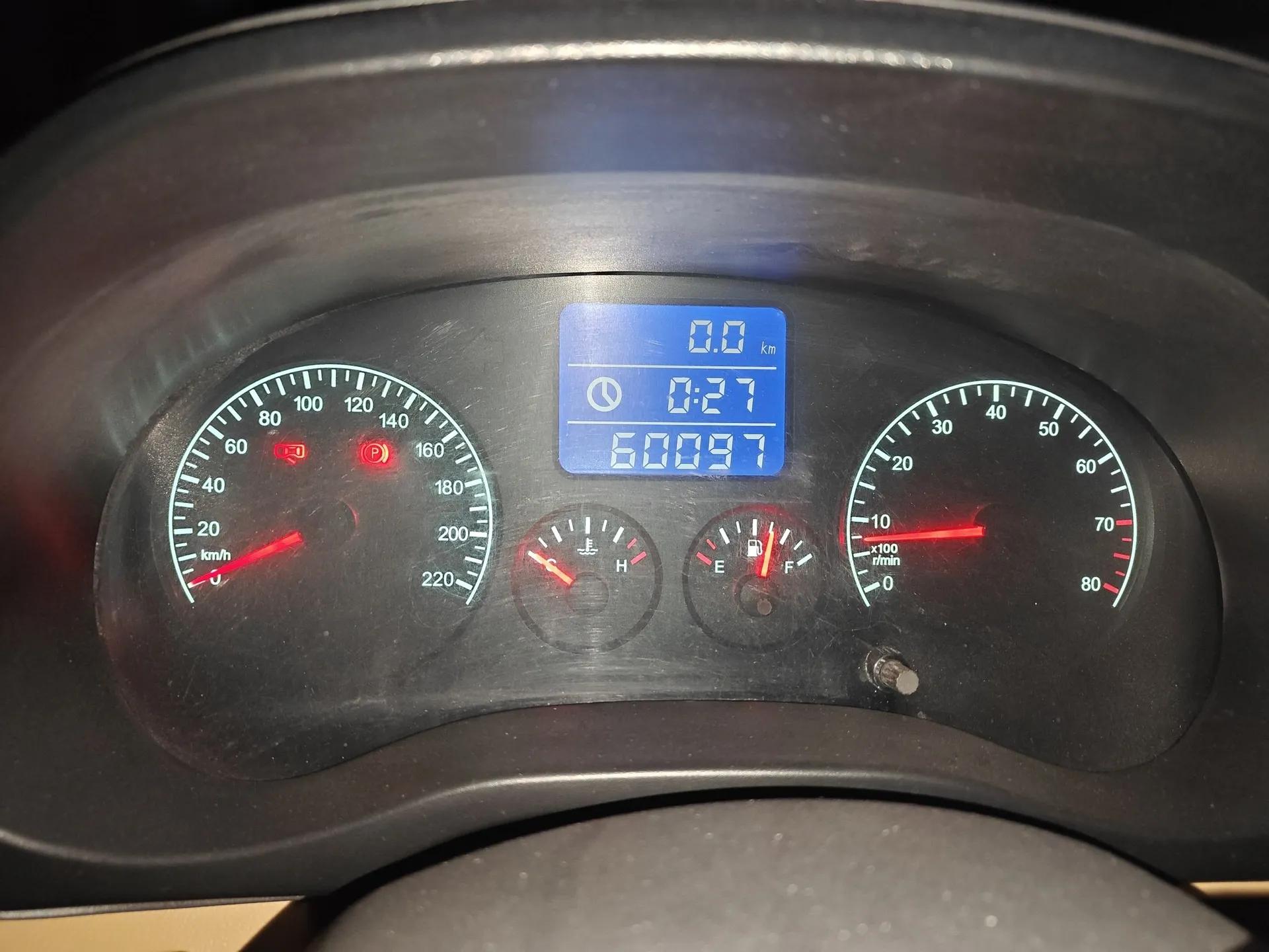 Chery Tiggo 2012 Elite Edition Facelift 1.6L Manual Comfort DVVT — миниатюра 12