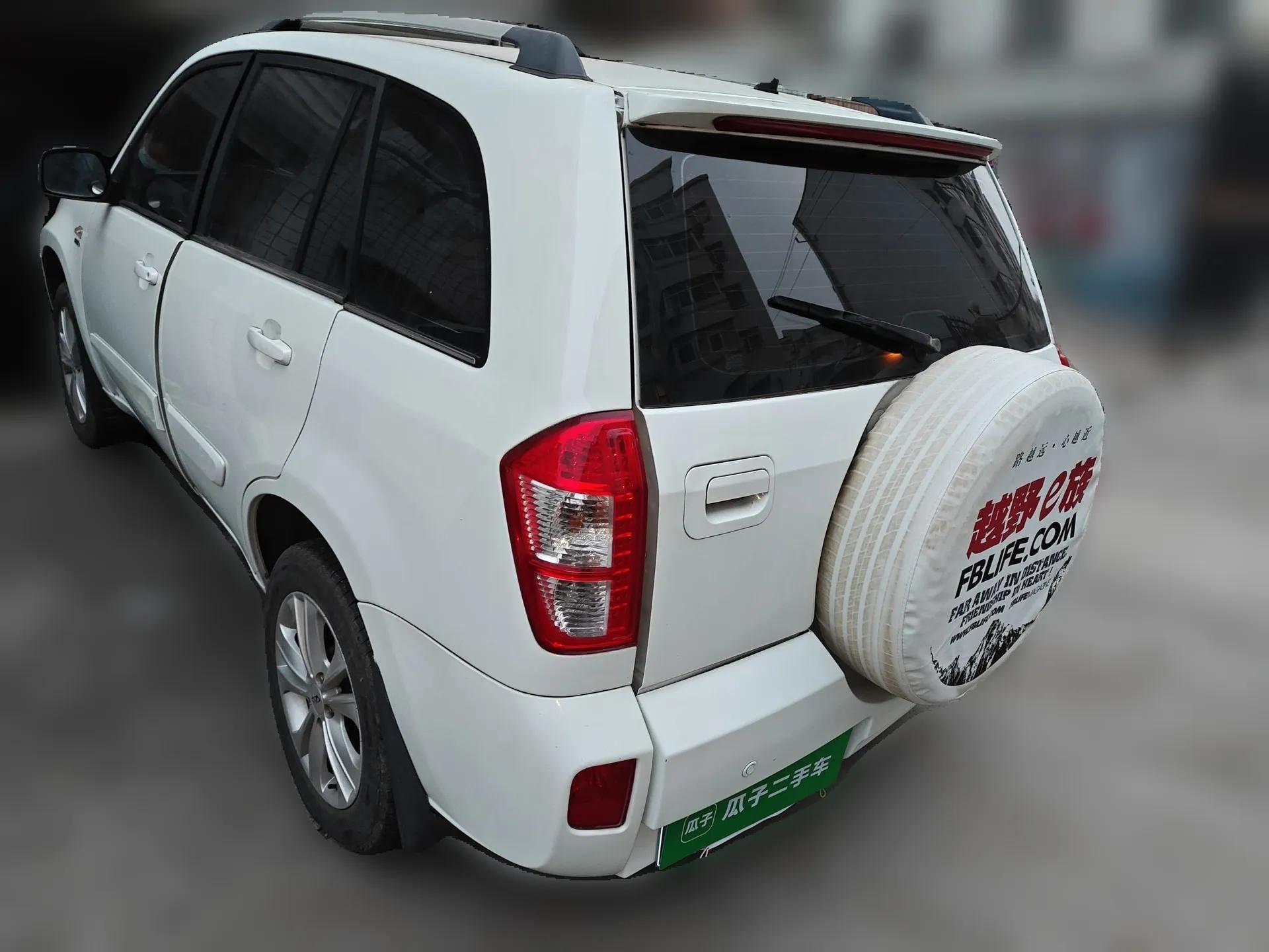 Chery Tiggo 2012 Elite Edition Facelift 1.6L Manual Comfort DVVT — миниатюра 4