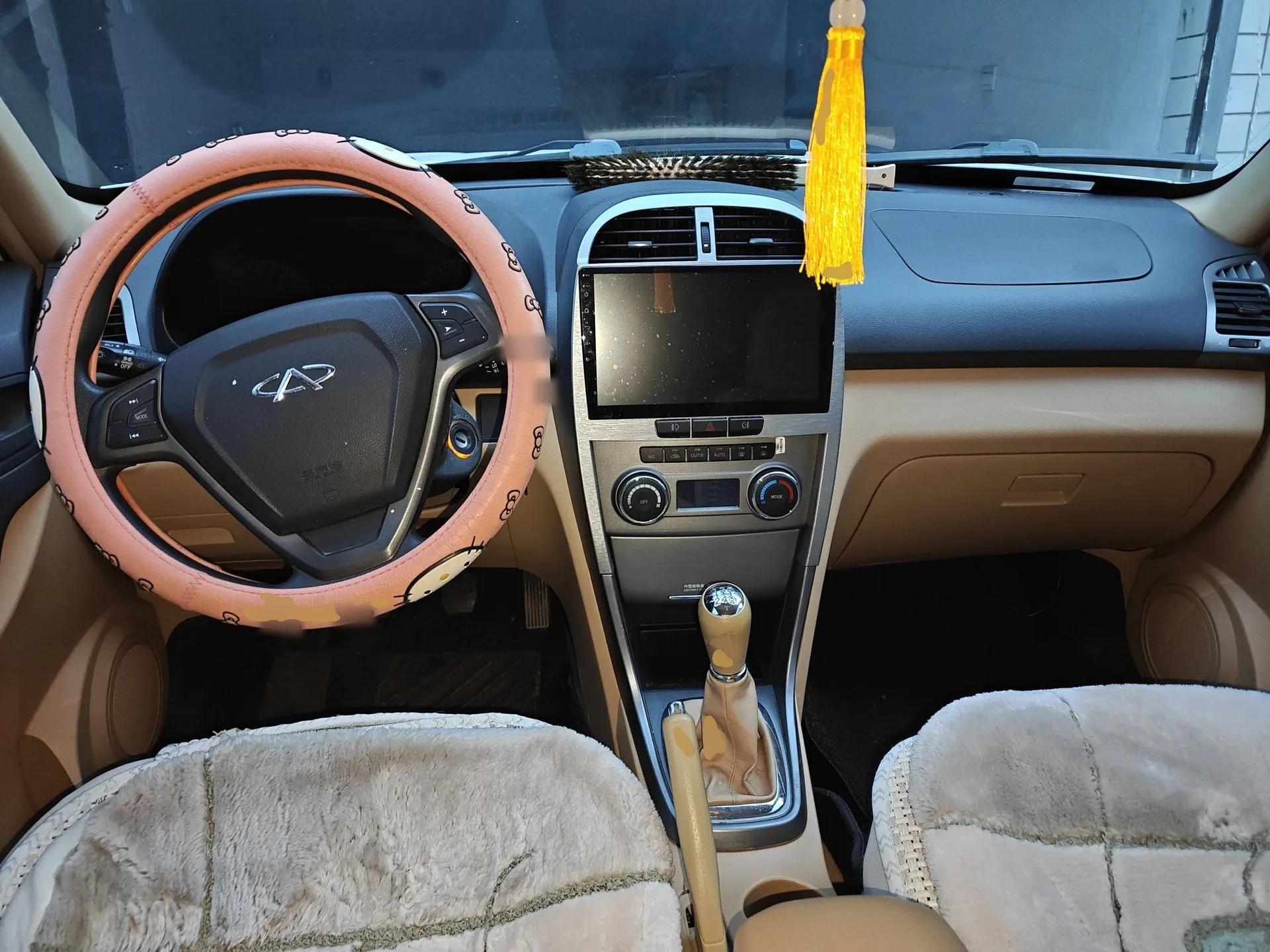 Chery Tiggo 2012 Elite Edition Facelift 1.6L Manual Comfort DVVT — миниатюра 10