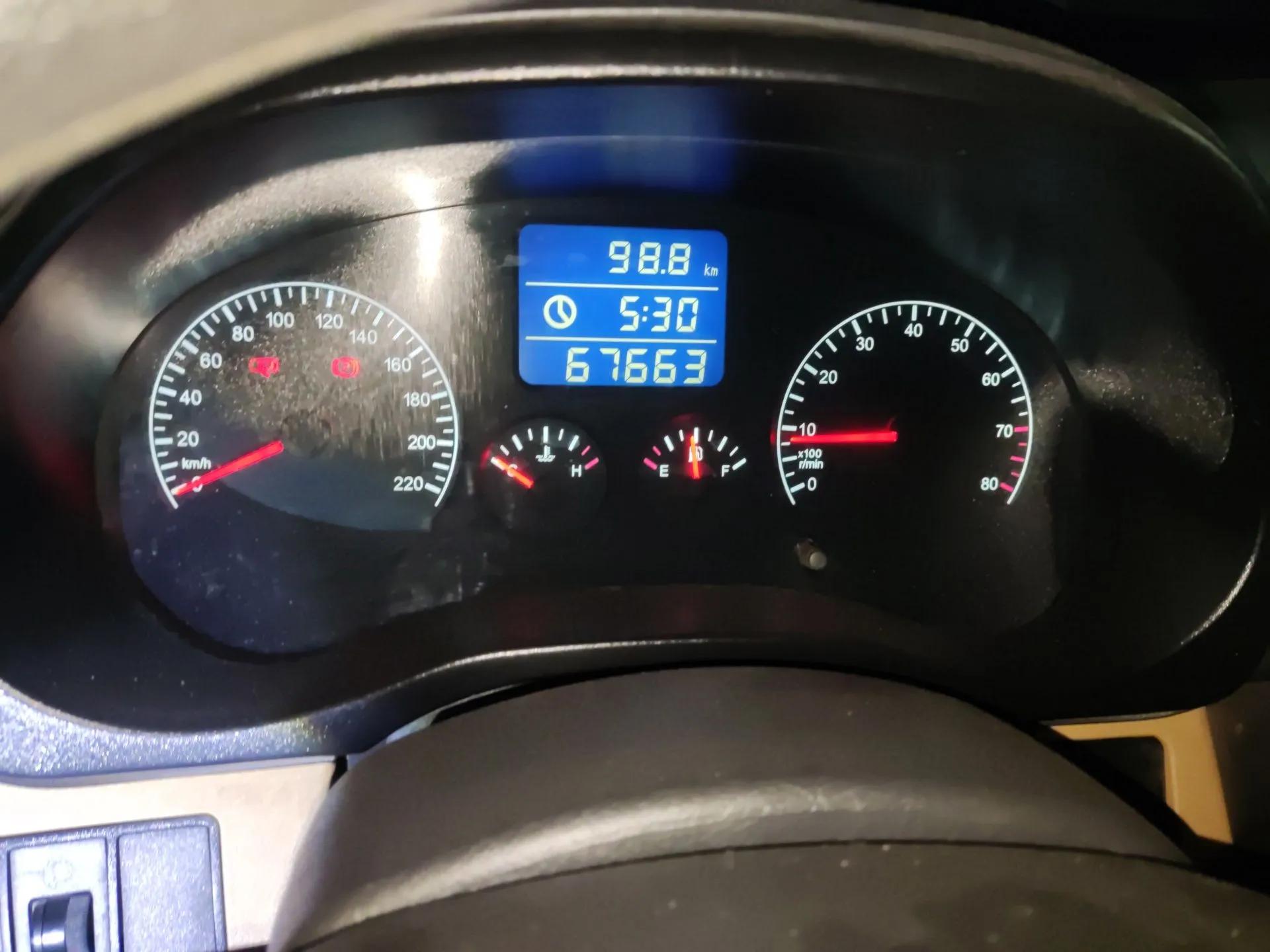Chery Tiggo 2012 Elite Edition Facelift 1.6L Manual Comfort DVVT — миниатюра 12