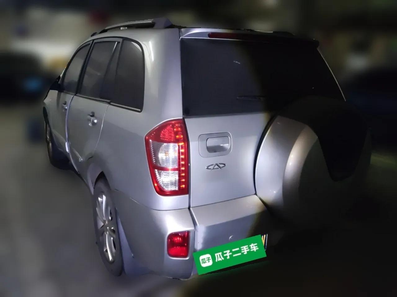 Chery Tiggo 2012 Elite Edition Facelift 1.6L Manual Comfort DVVT — миниатюра 4