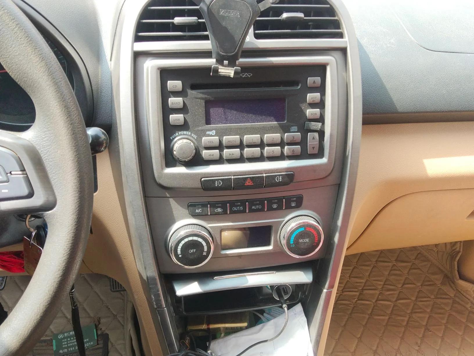 Chery Tiggo 2012 Elite Edition 1.6L Manual Comfort DVVT — миниатюра 14