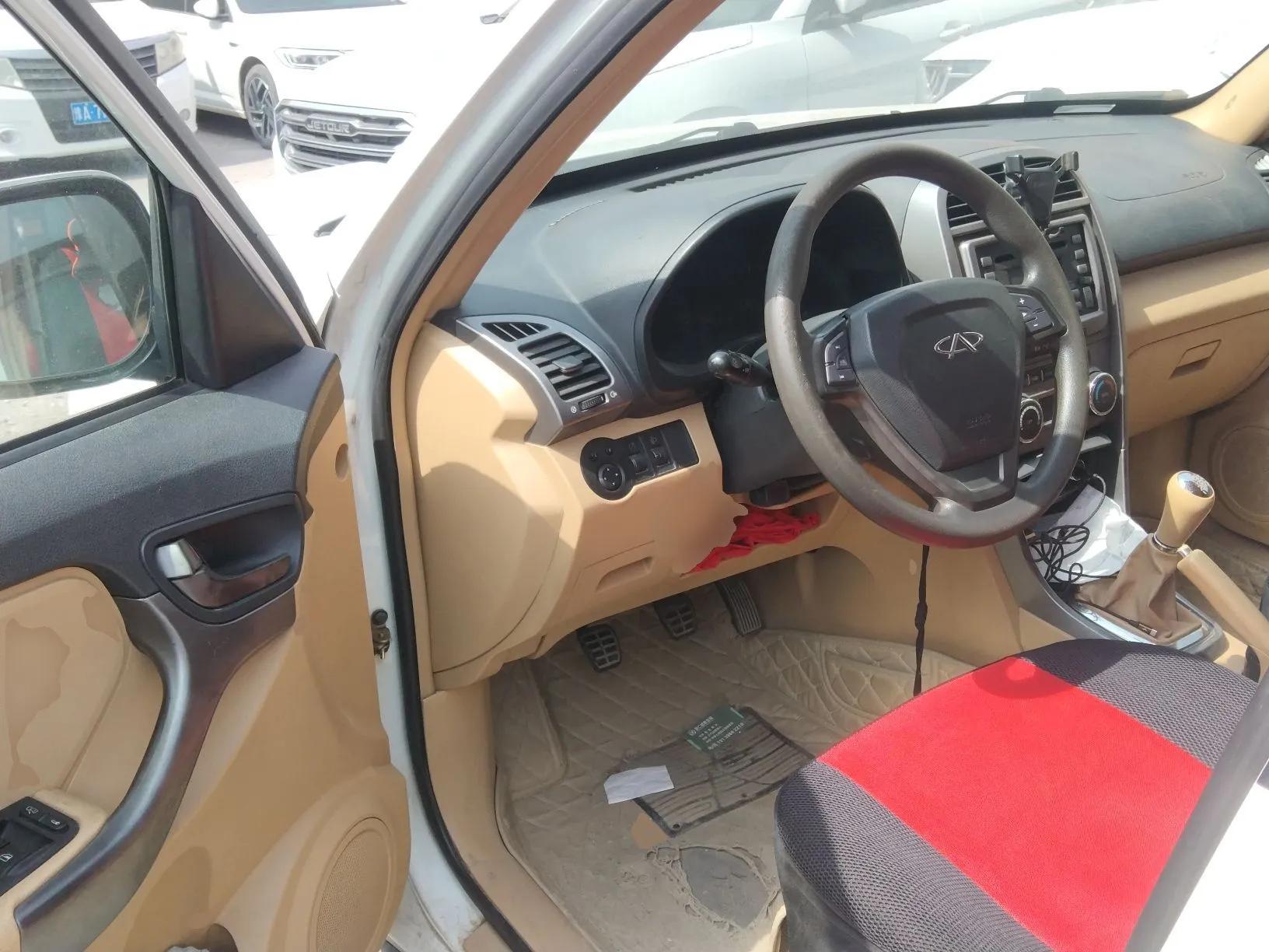 Chery Tiggo 2012 Elite Edition 1.6L Manual Comfort DVVT — миниатюра 17