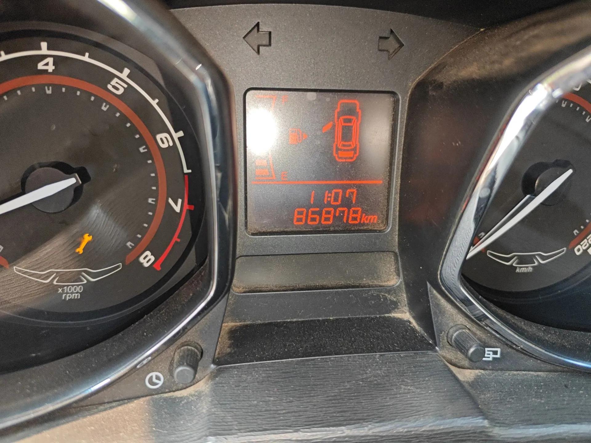 Chery Arrizo 3 2015 1.5L Manual - Powerful Version — миниатюра 13