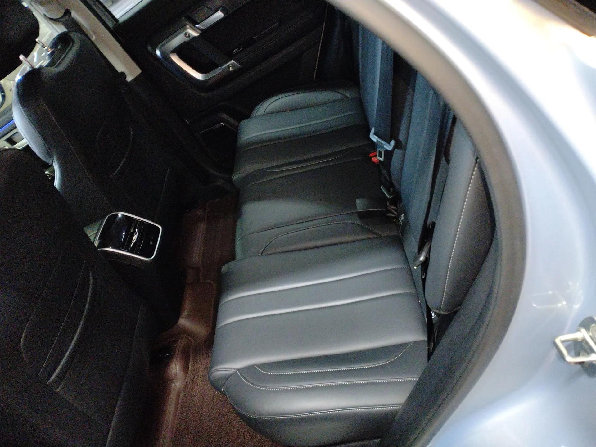 Chery Explore 06 C-DM 2024 Luxury Model — миниатюра 19