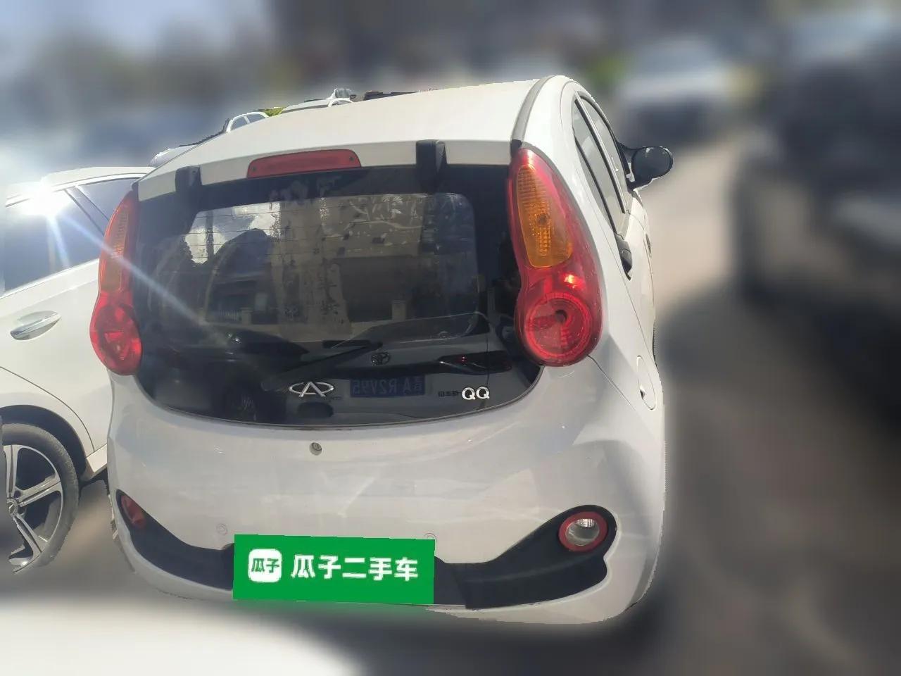 Chery QQ 2013 1.0L Manual Happy Edition — миниатюра 5