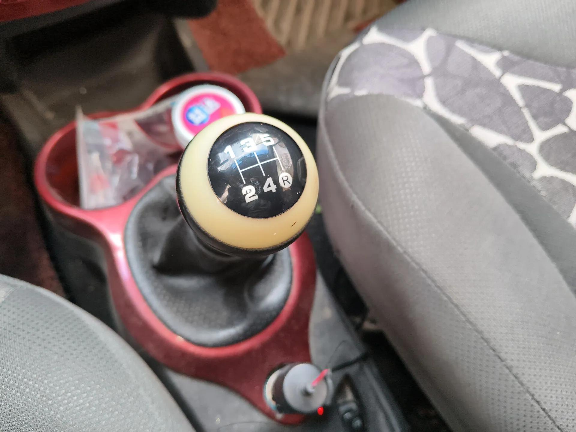 Chery QQ 2013 1.0L Manual Happy Edition — миниатюра 15