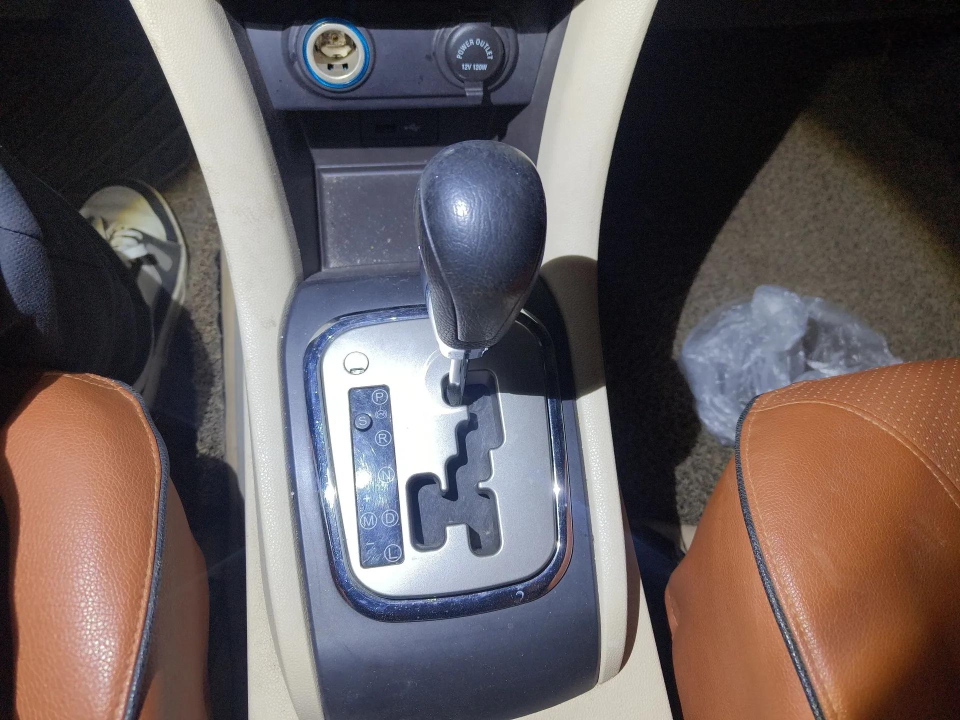 Chery Arrizo M7 2015 2.0L CVT Wide Enjoyment Edition 232 Seats — миниатюра 15