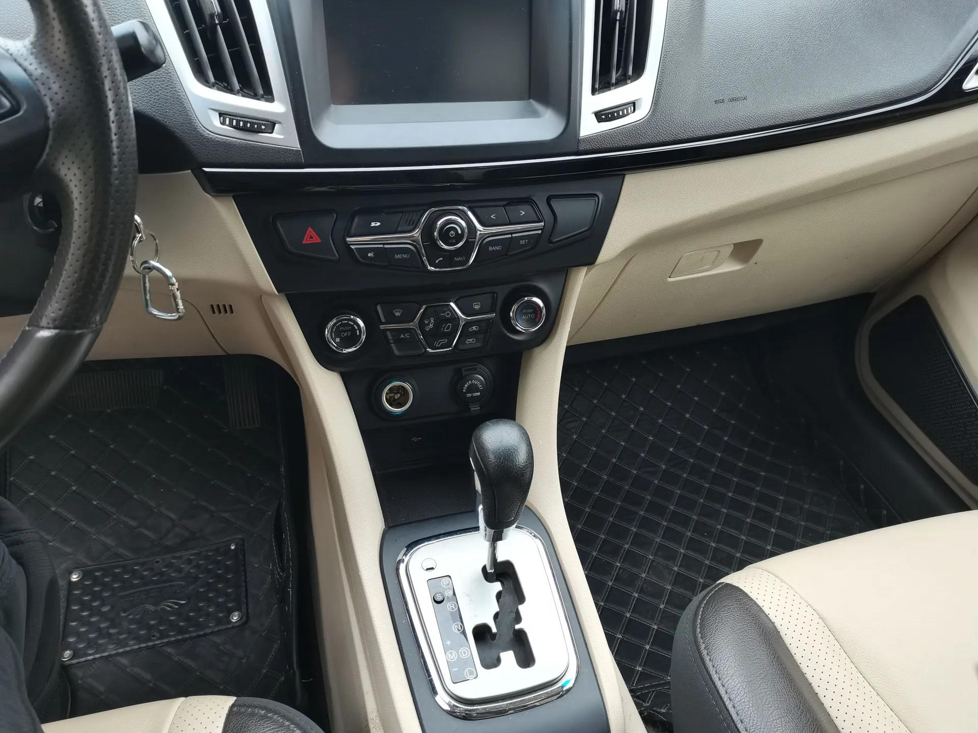 Chery Arrizo M7 2015 2.0L CVT Comfort Edition 232 Seats — миниатюра 14