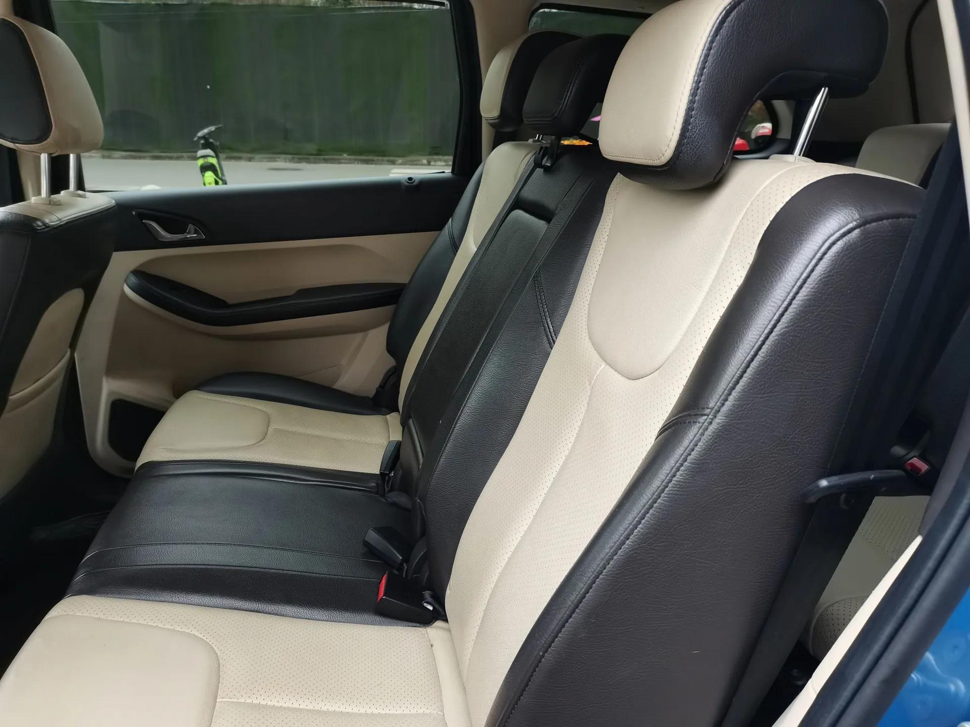 Chery Arrizo M7 2015 2.0L CVT Comfort Edition 232 Seats — миниатюра 18