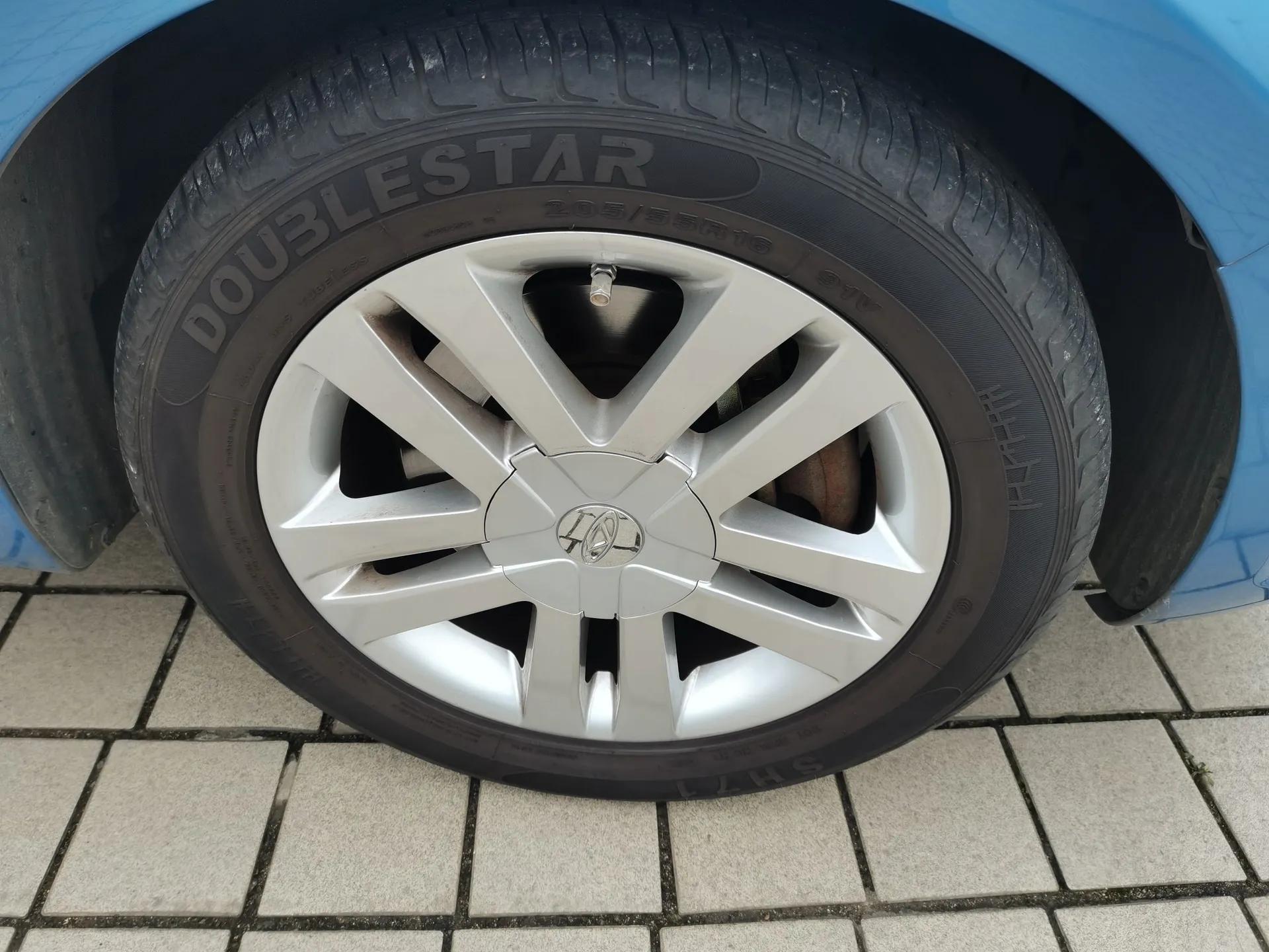 Chery Arrizo M7 2015 2.0L CVT Comfort Edition 232 Seats — миниатюра 8
