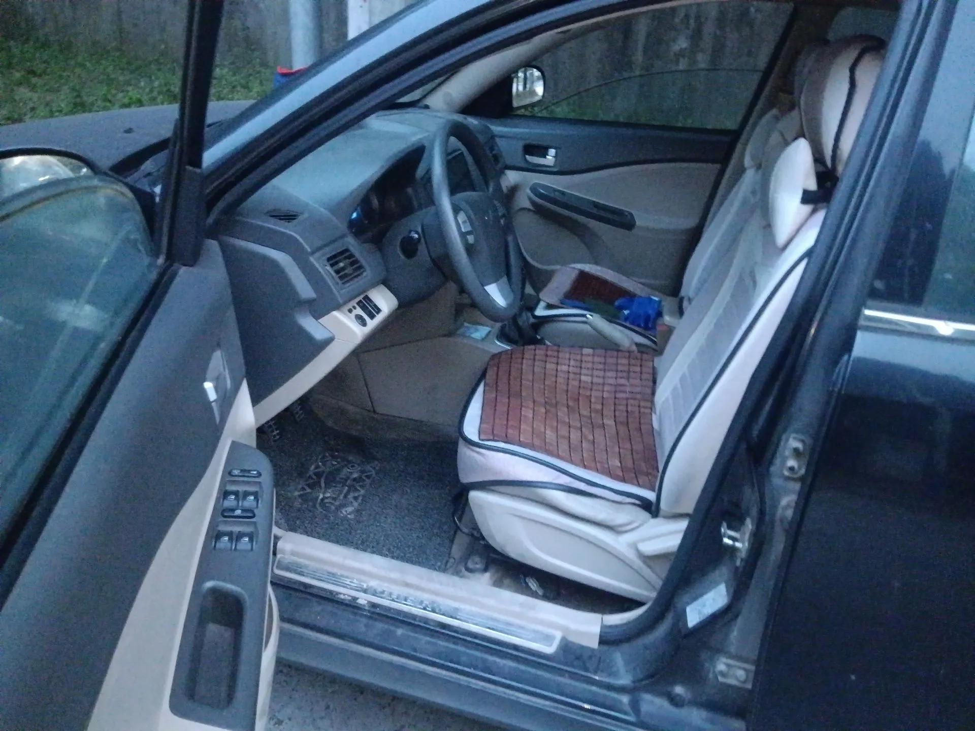 Chery E5 2011 1.5L Manual Enjoyment Model — миниатюра 17