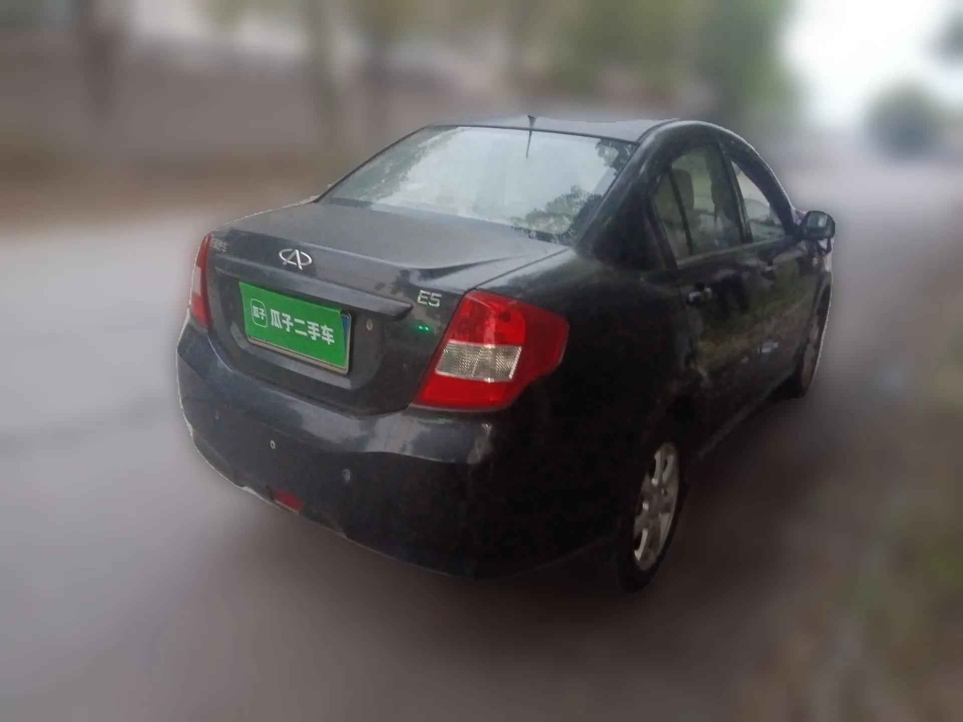 Chery E5 2011 1.5L Manual Enjoyment Model — миниатюра 6