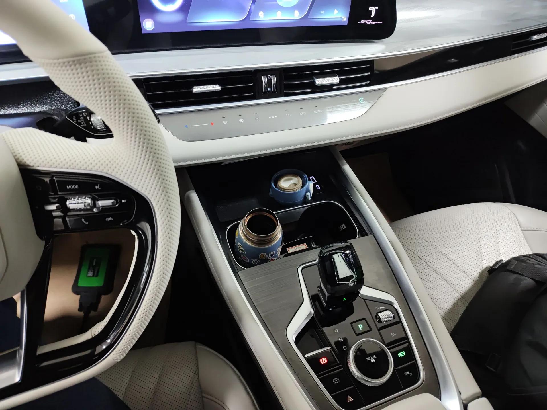 Chery Tiggo 7 PLUS New Energy 2023 1.5T ZhiShang Trim — миниатюра 16