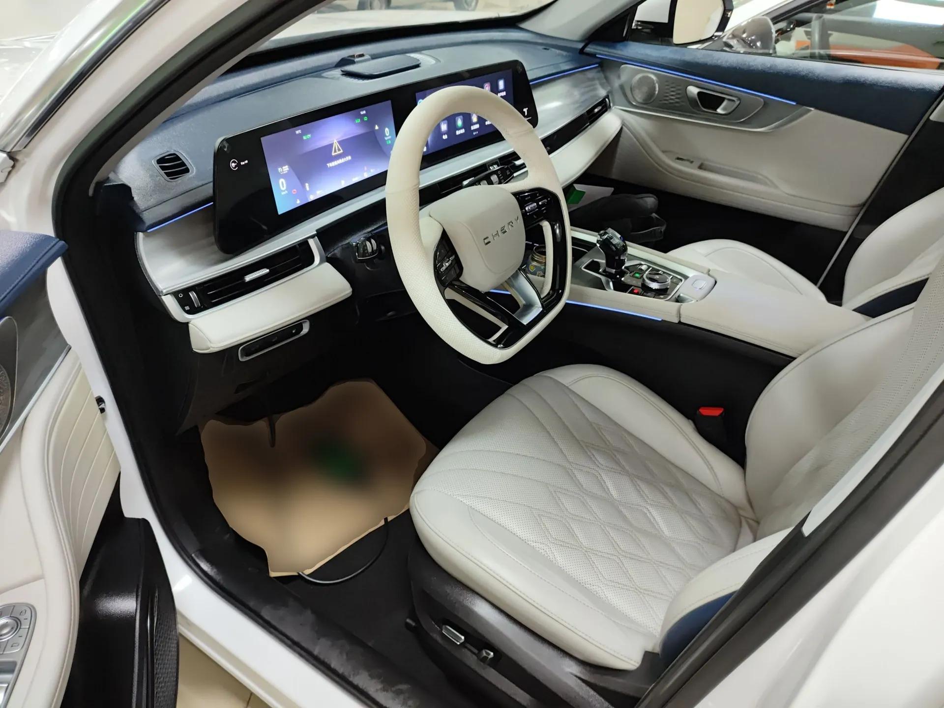 Chery Tiggo 7 PLUS New Energy 2023 1.5T ZhiShang Trim — миниатюра 18