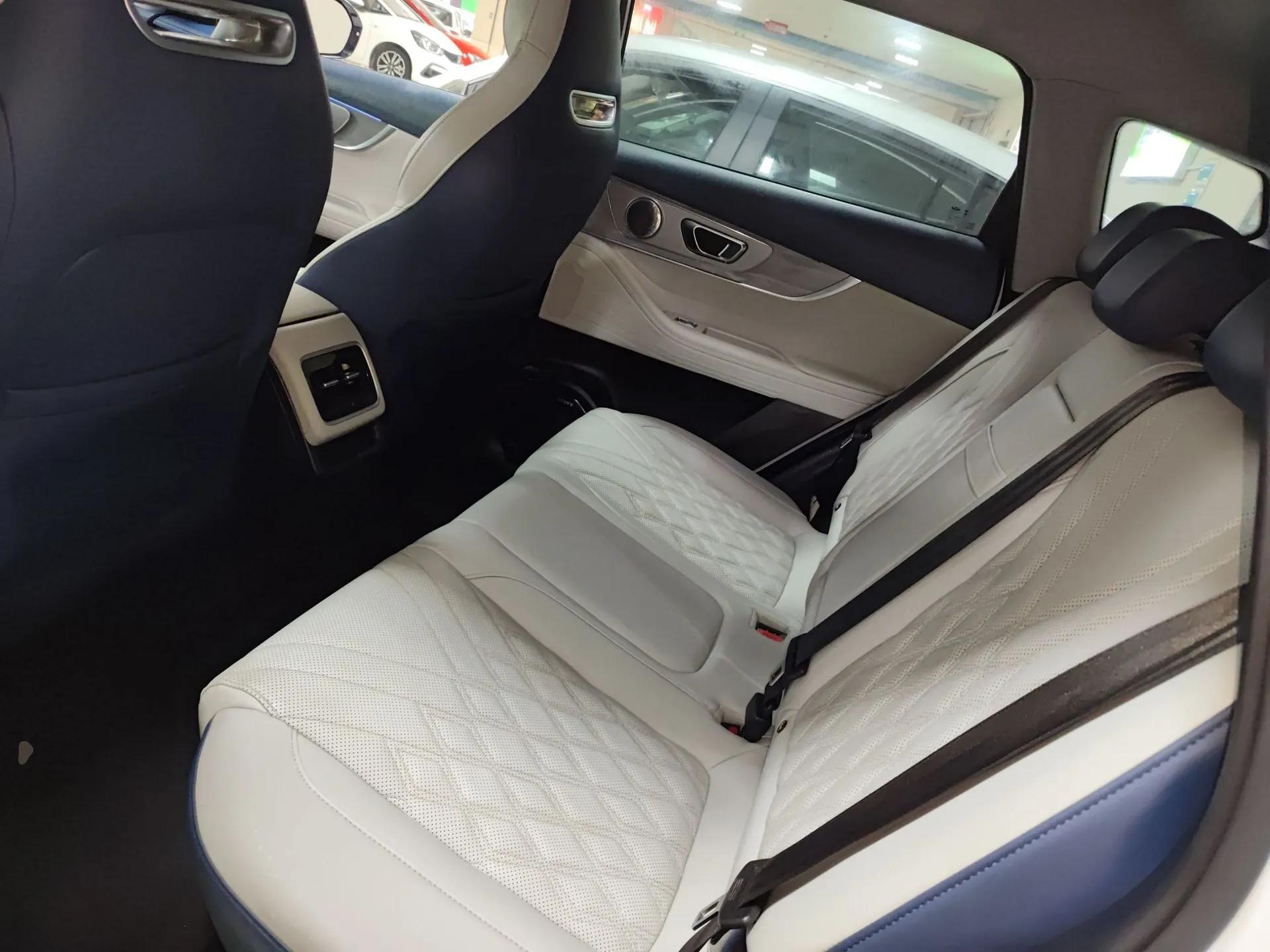 Chery Tiggo 7 PLUS New Energy 2023 1.5T ZhiShang Trim — миниатюра 19