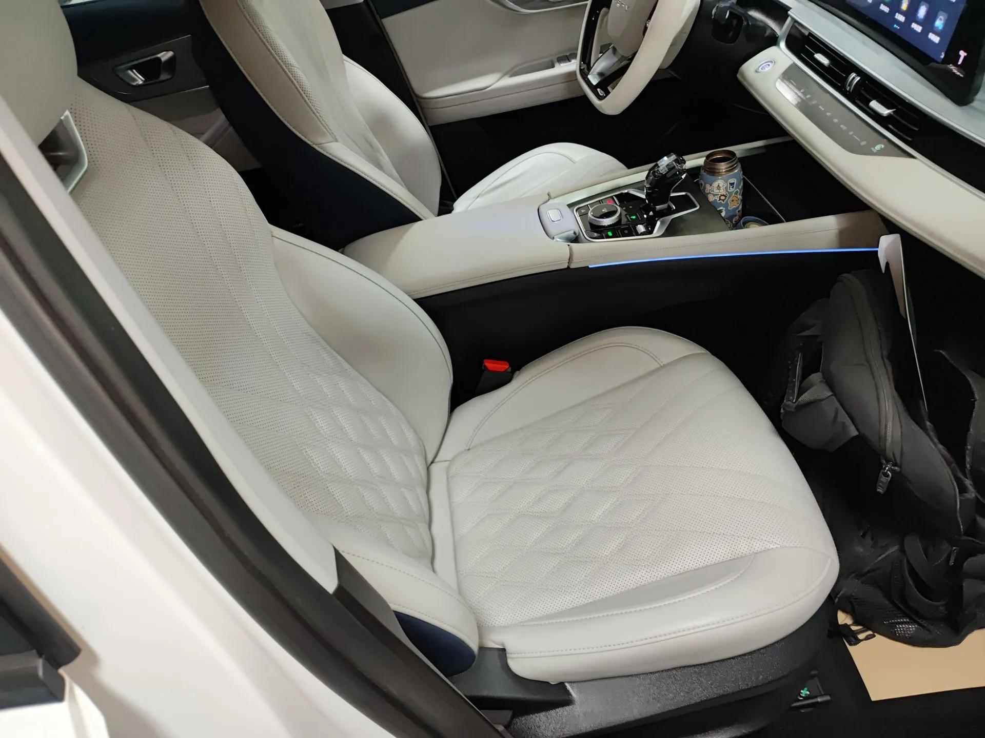 Chery Tiggo 7 PLUS New Energy 2023 1.5T ZhiShang Trim — миниатюра 23