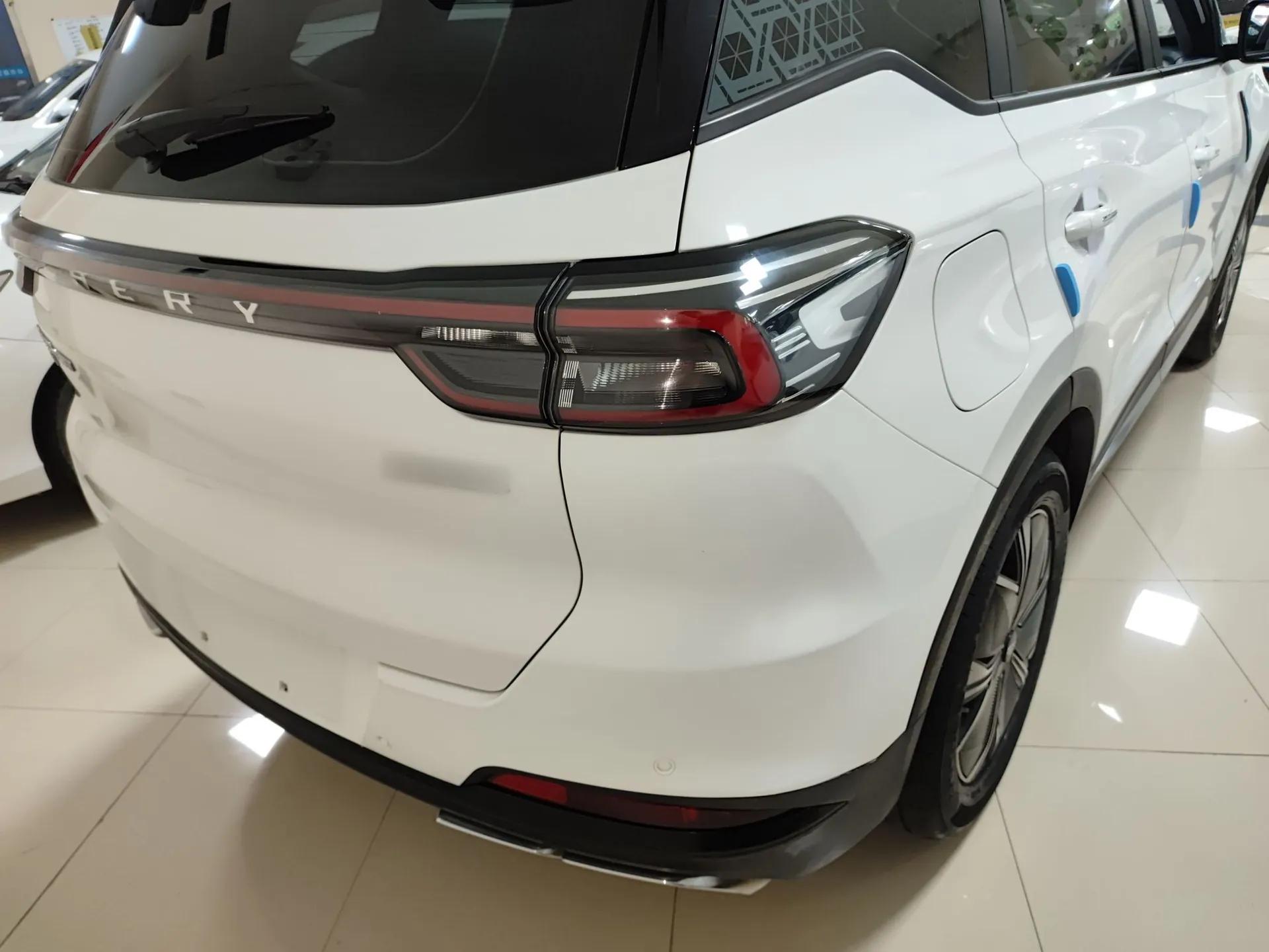 Chery Tiggo 7 PLUS New Energy 2023 1.5T ZhiShang Trim — миниатюра 8