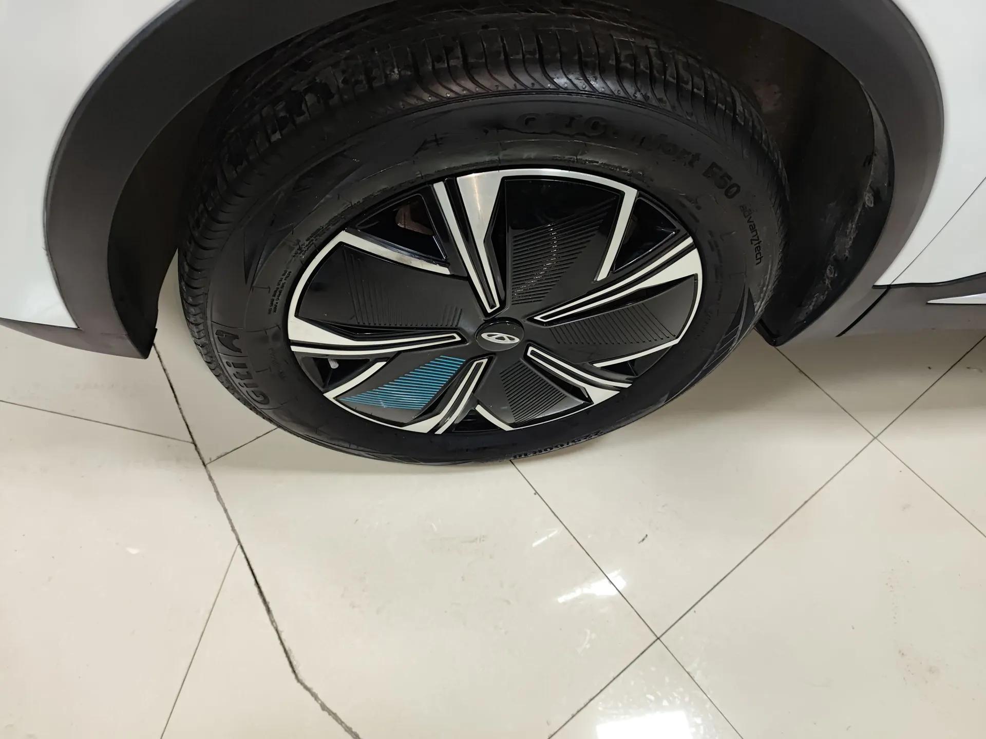 Chery Tiggo 7 PLUS New Energy 2023 1.5T ZhiShang Trim — миниатюра 9