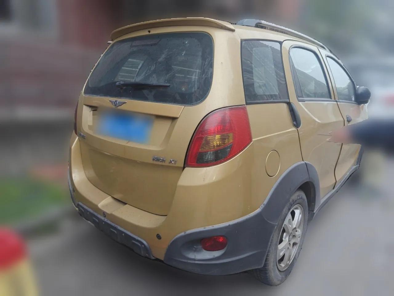 Chery X1 2011 1.3L AMT Luxury Model — миниатюра 6