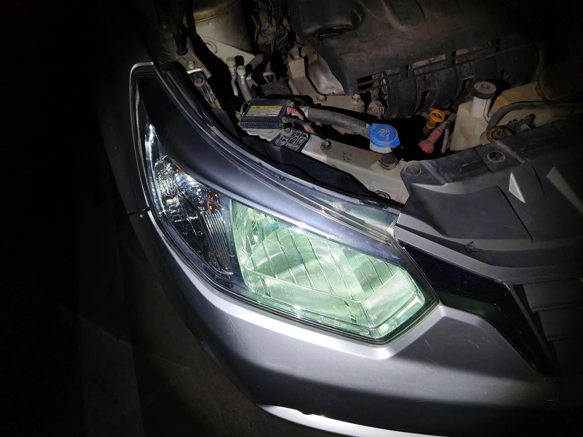 Venucia D50 2013 1.6L Manual Fashion Edition — миниатюра 7