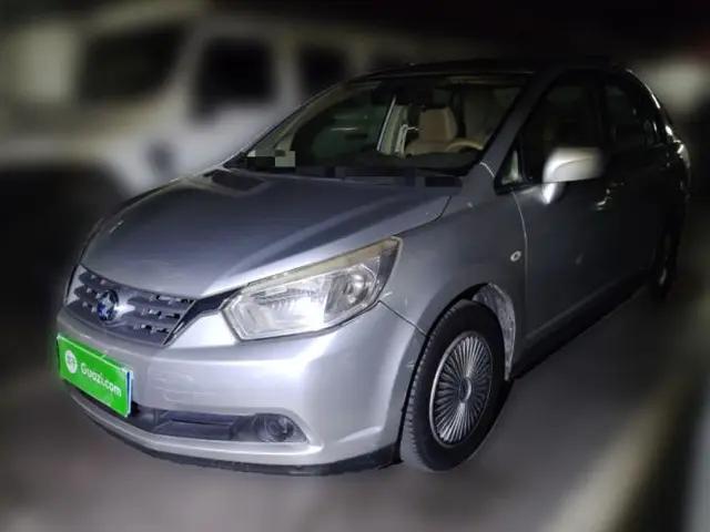 Venucia D50 2013 1.6L Manual Fashion Edition