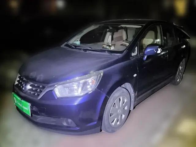 Venucia D50 2012 1.6L Automatic Comfort Edition