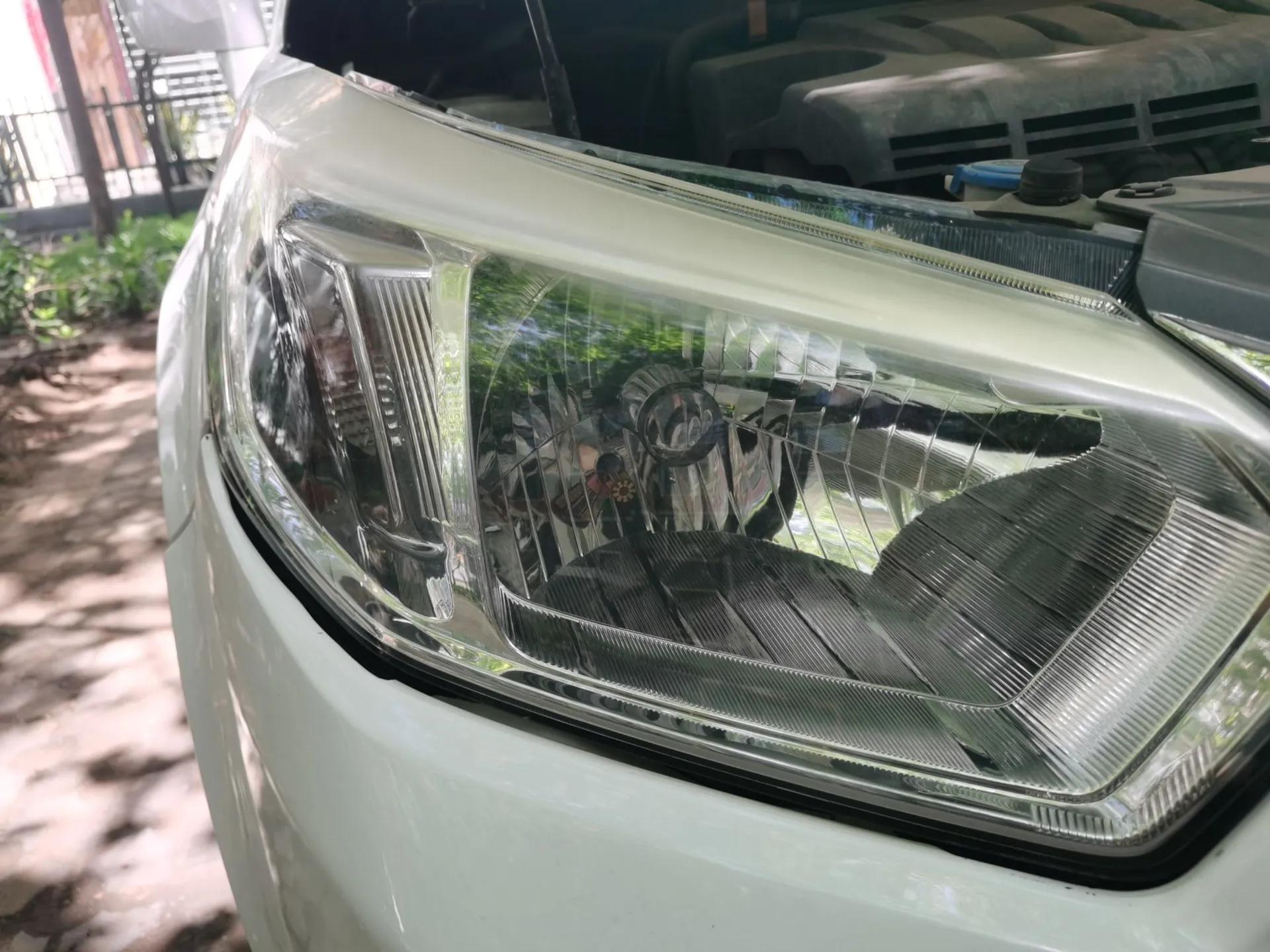 Venucia D50 2013 1.6L Automatic Fashion Edition — миниатюра 7