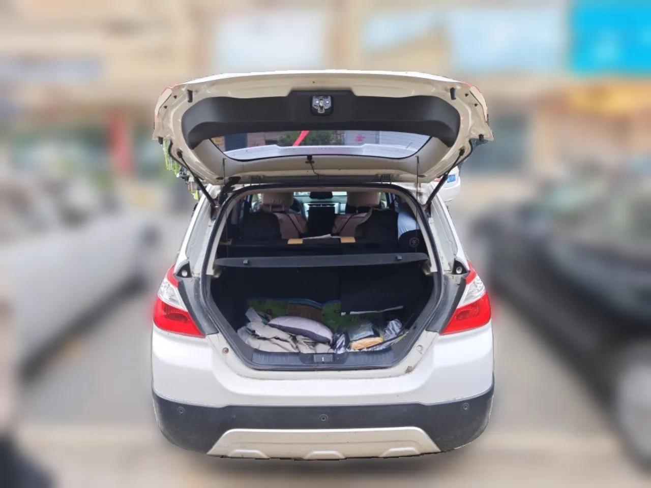 Venucia R50X 2013 1.6L Manual Version with Beidou Navigation — миниатюра 20