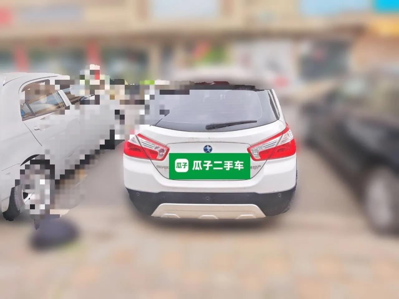 Venucia R50X 2013 1.6L Manual Version with Beidou Navigation — миниатюра 5