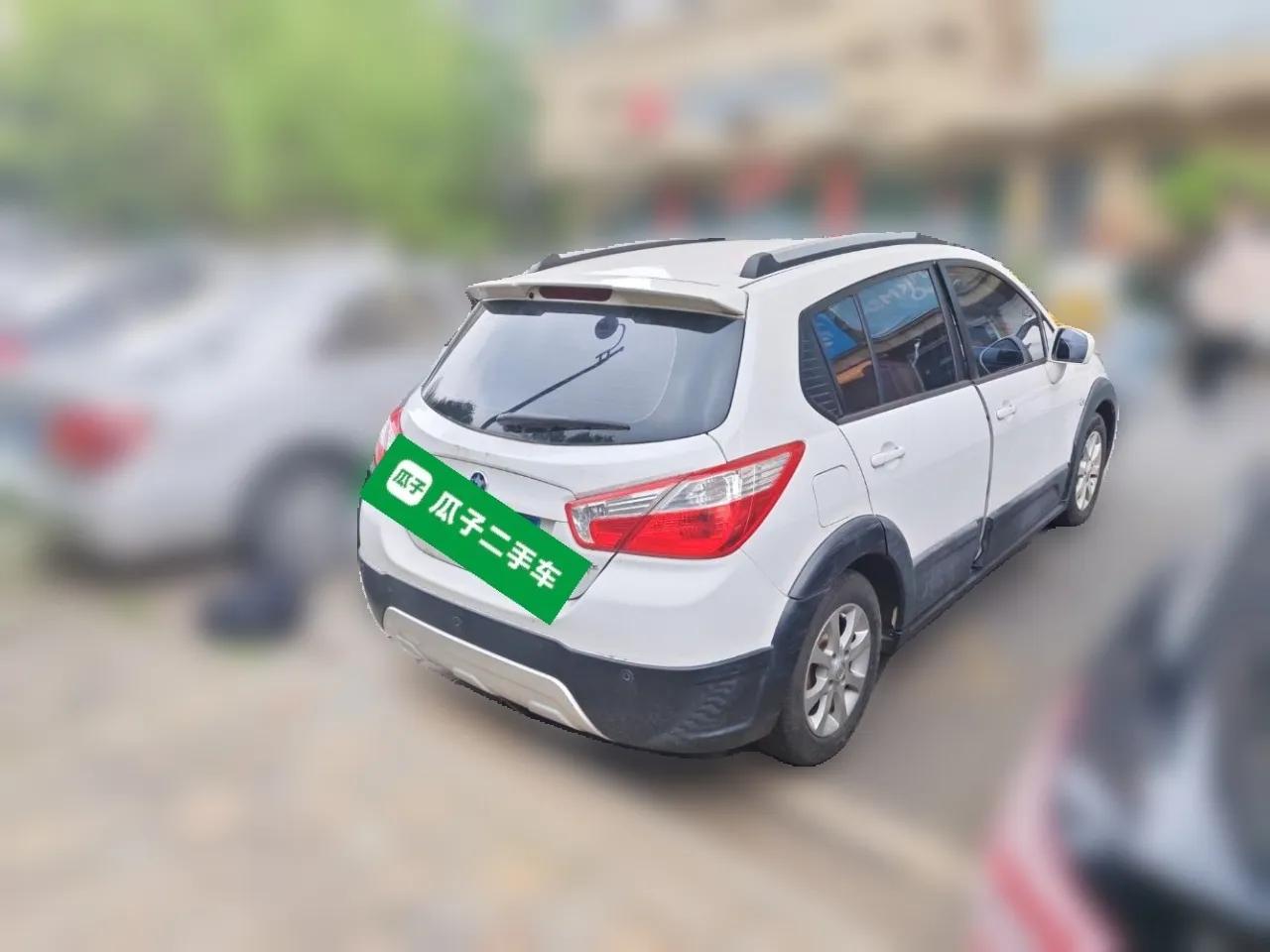 Venucia R50X 2013 1.6L Manual Version with Beidou Navigation — миниатюра 6