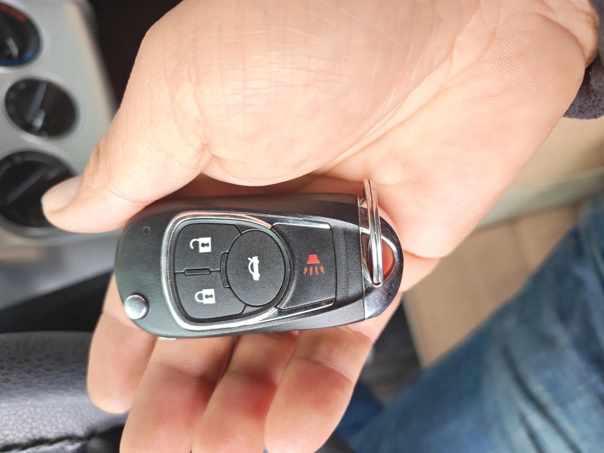 Venucia R50X 2013 1.6L Manual Version with Beidou Navigation — миниатюра 9
