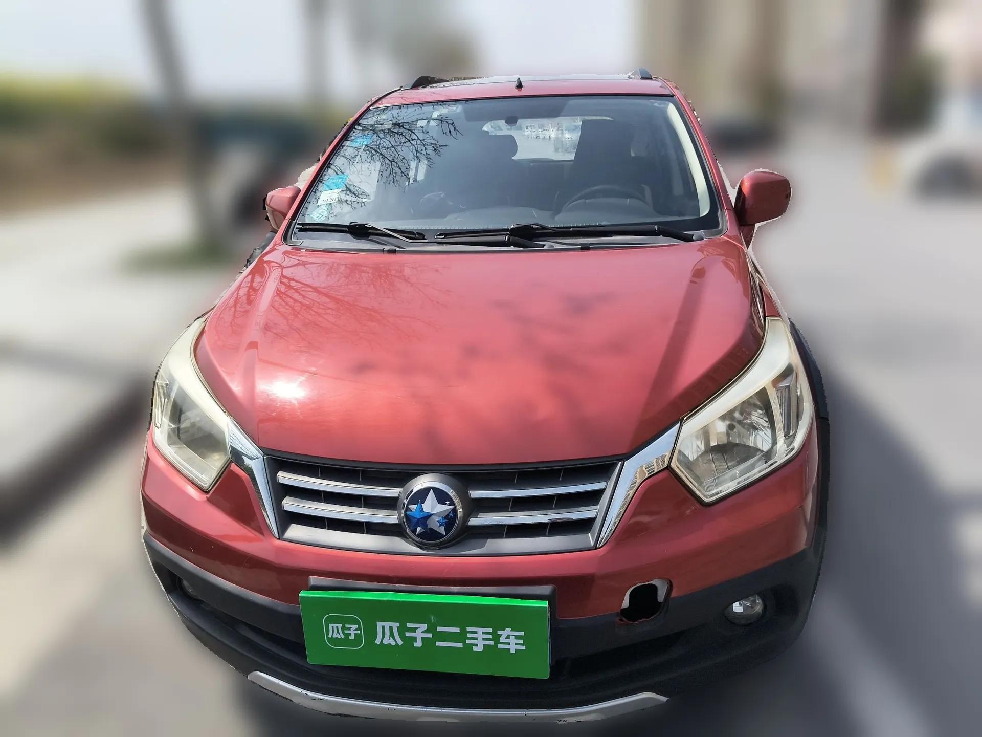 Venucia R50X 2013 1.6L Manual Model — миниатюра 2