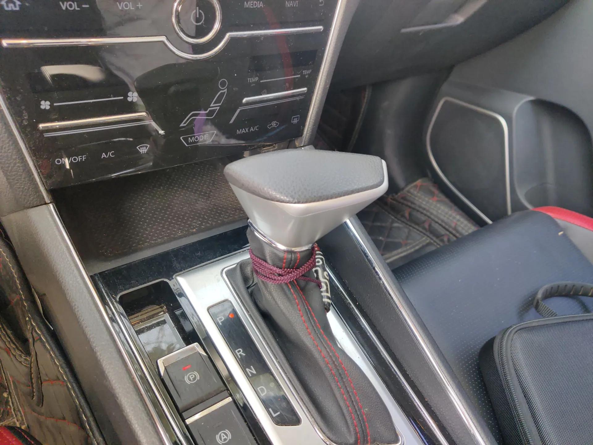 Venucia T60 2020 1.6L CVT Smart Drive Version China VI Standard — миниатюра 15