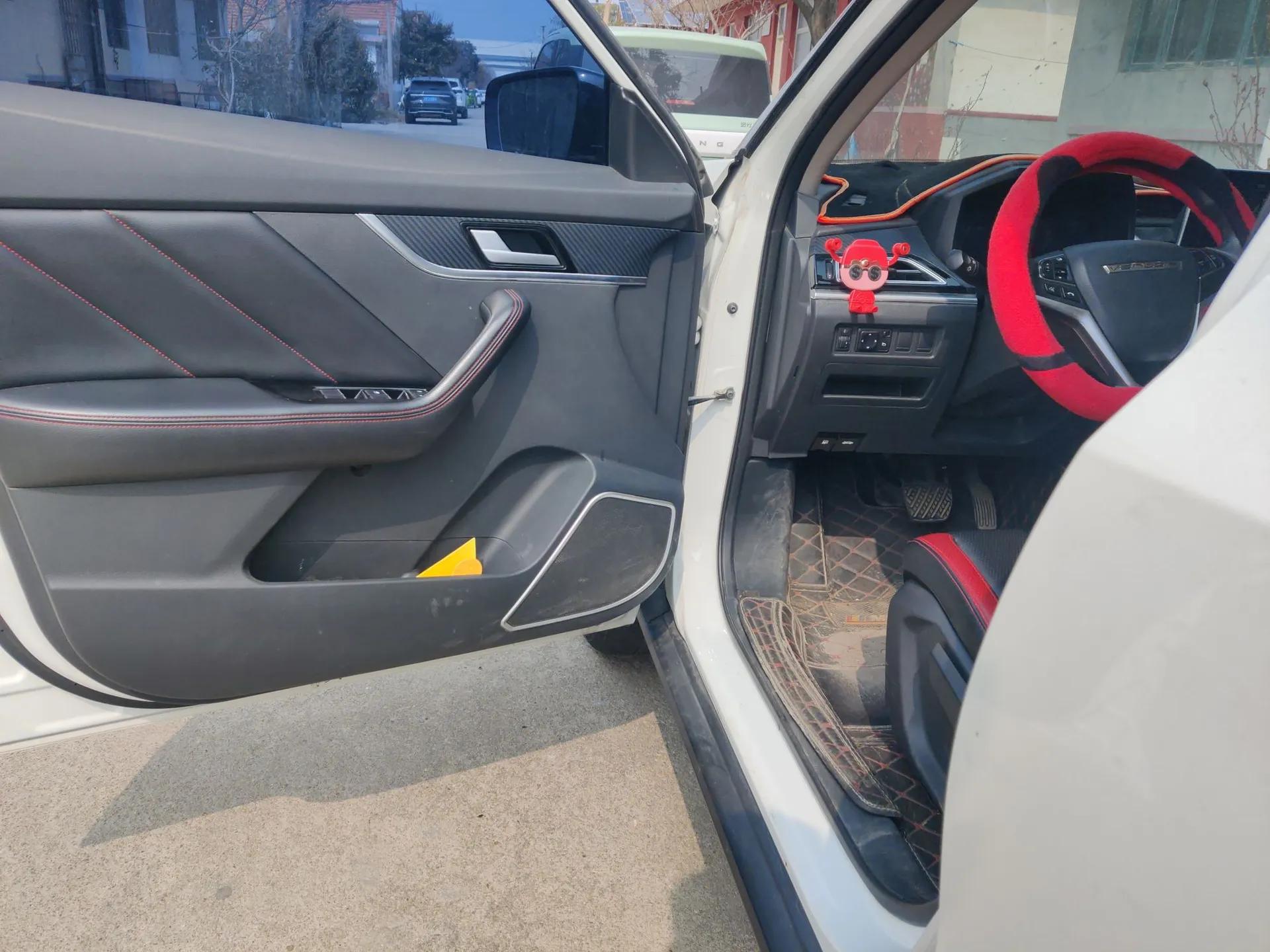 Venucia T60 2020 1.6L CVT Smart Drive Version China VI Standard — миниатюра 17