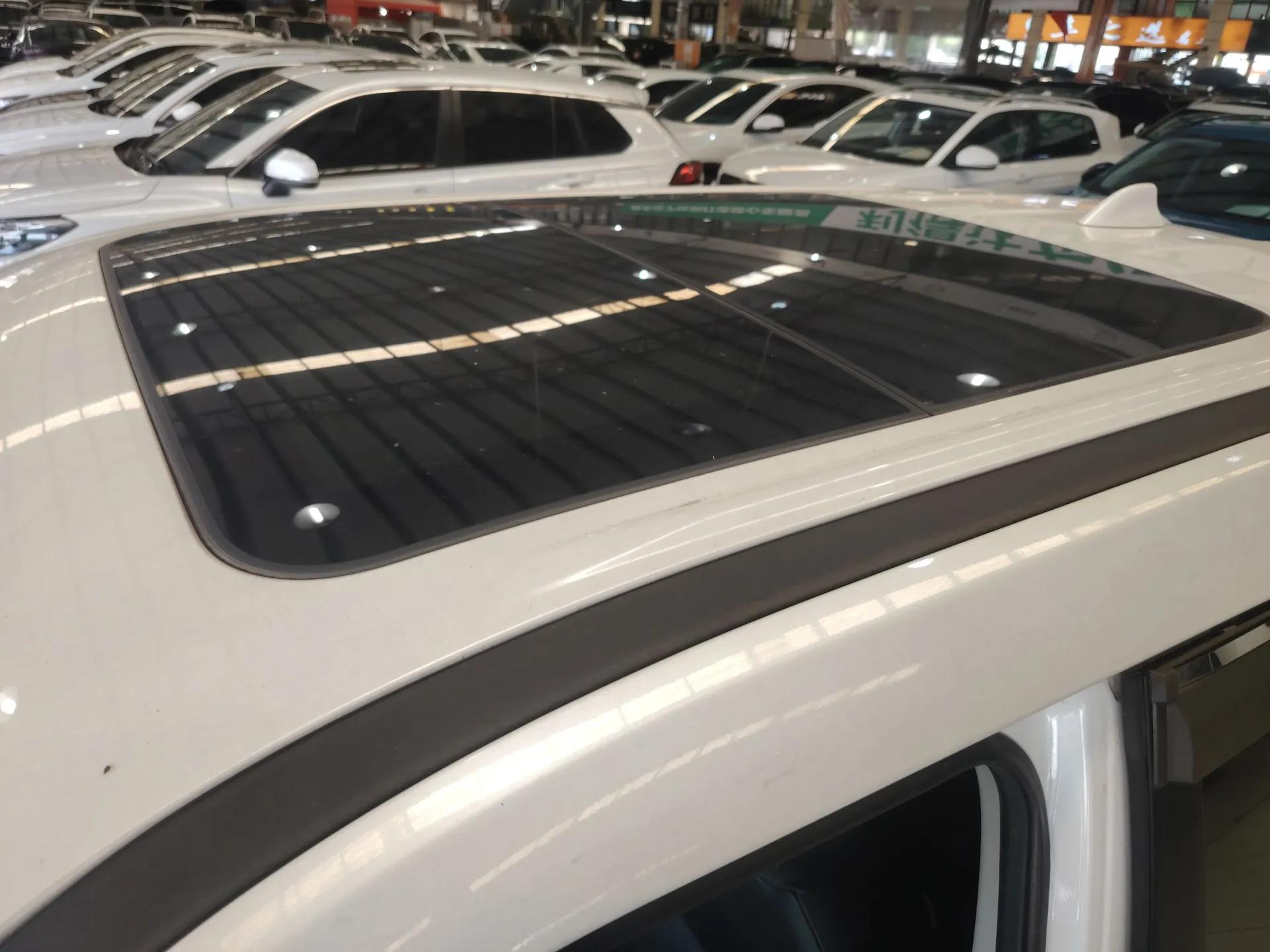 Venucia T60 2020 1.6L CVT Smart Drive Version China VI Standard — миниатюра 11