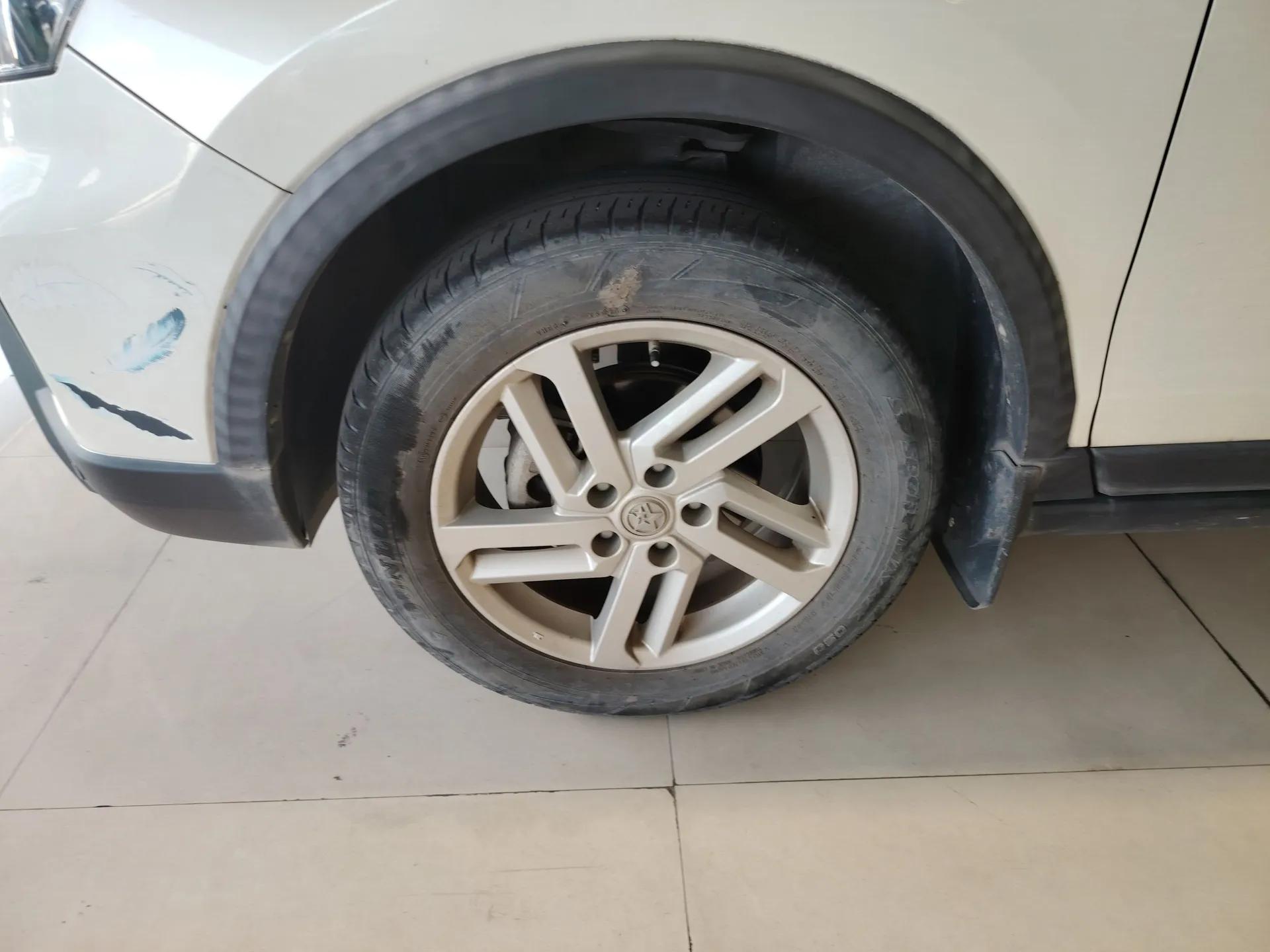Venucia T60 2020 1.6L CVT Smart Drive Version China VI Standard — миниатюра 9