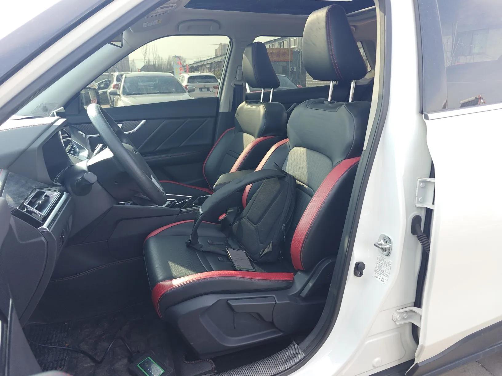 Venucia T60 2020 1.6L CVT Smart Drive Version China VI Standard — миниатюра 18
