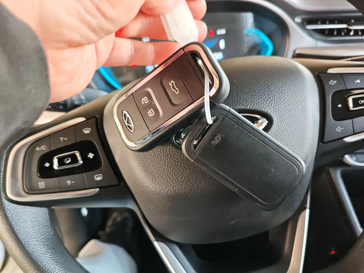 Chery New Energy Arrizo e 2024 405km Travel Edition — миниатюра 12