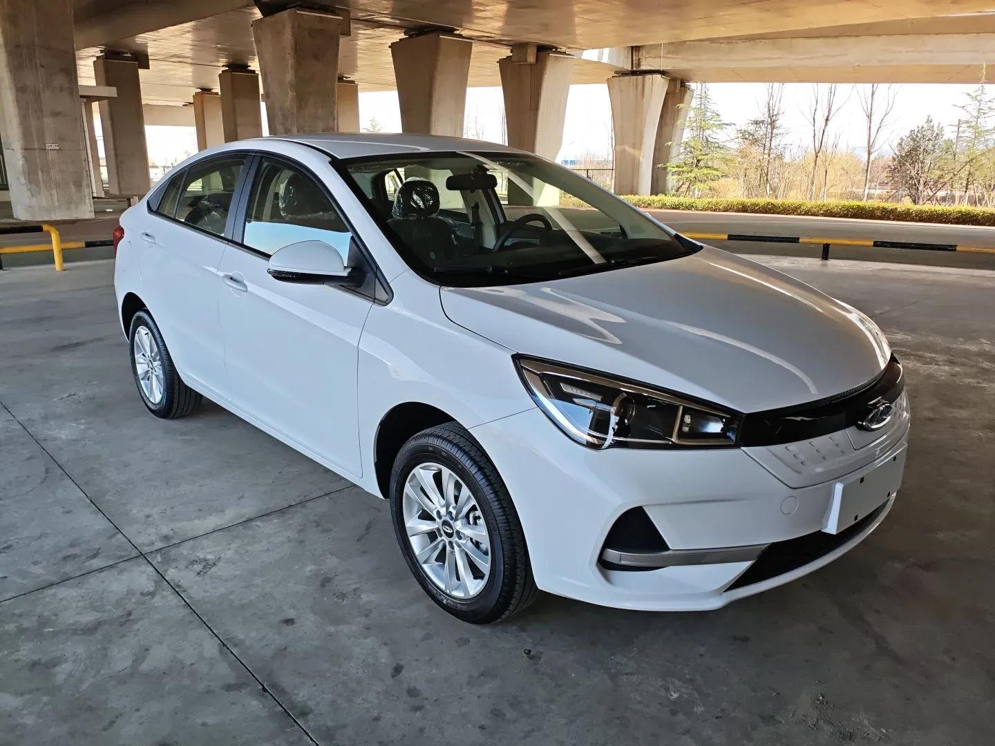 Chery New Energy Arrizo e 2024 405km Travel Edition — миниатюра 3