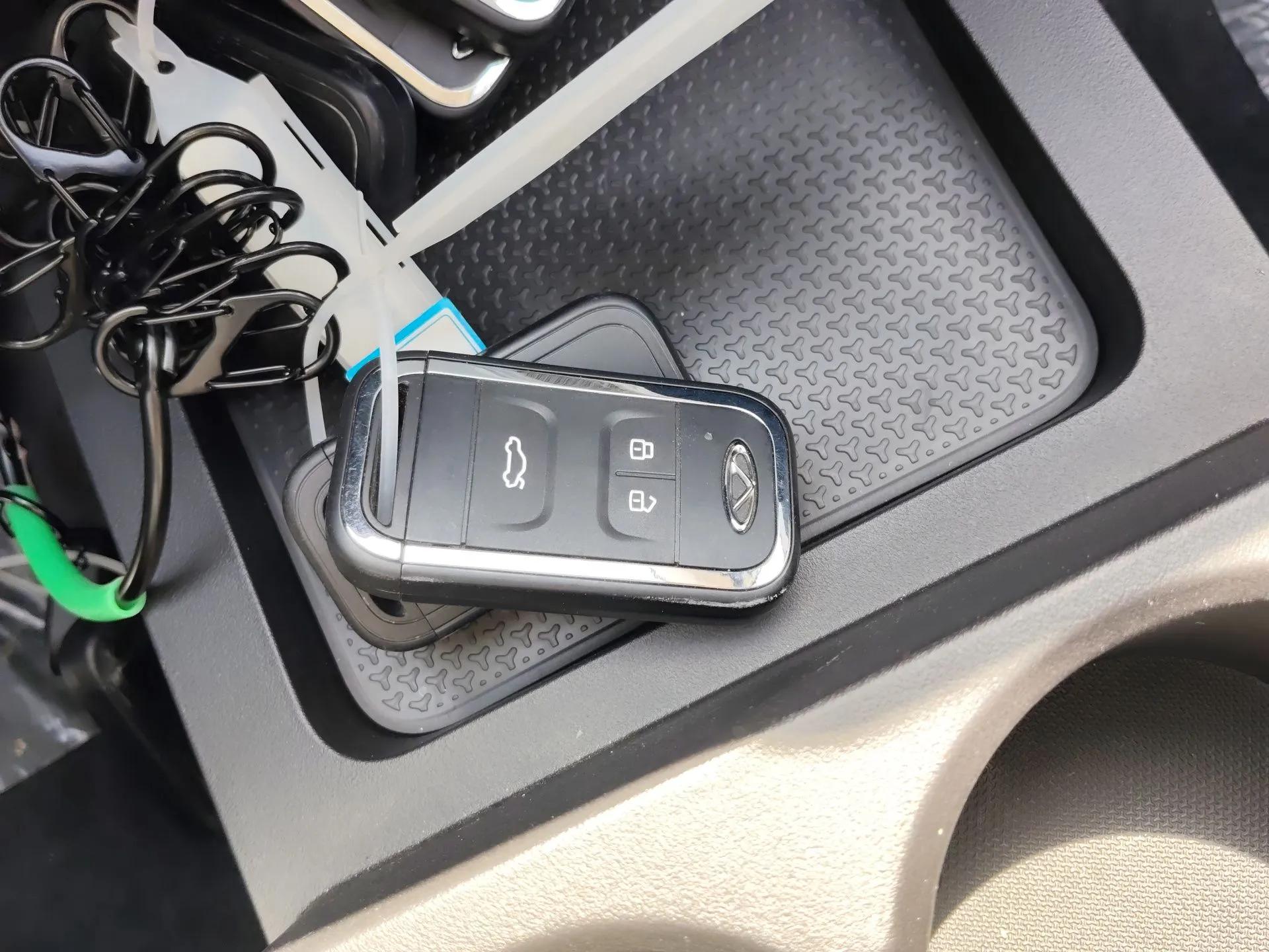 Chery New Energy Arrizo e 2024 405km Travel Edition — миниатюра 12