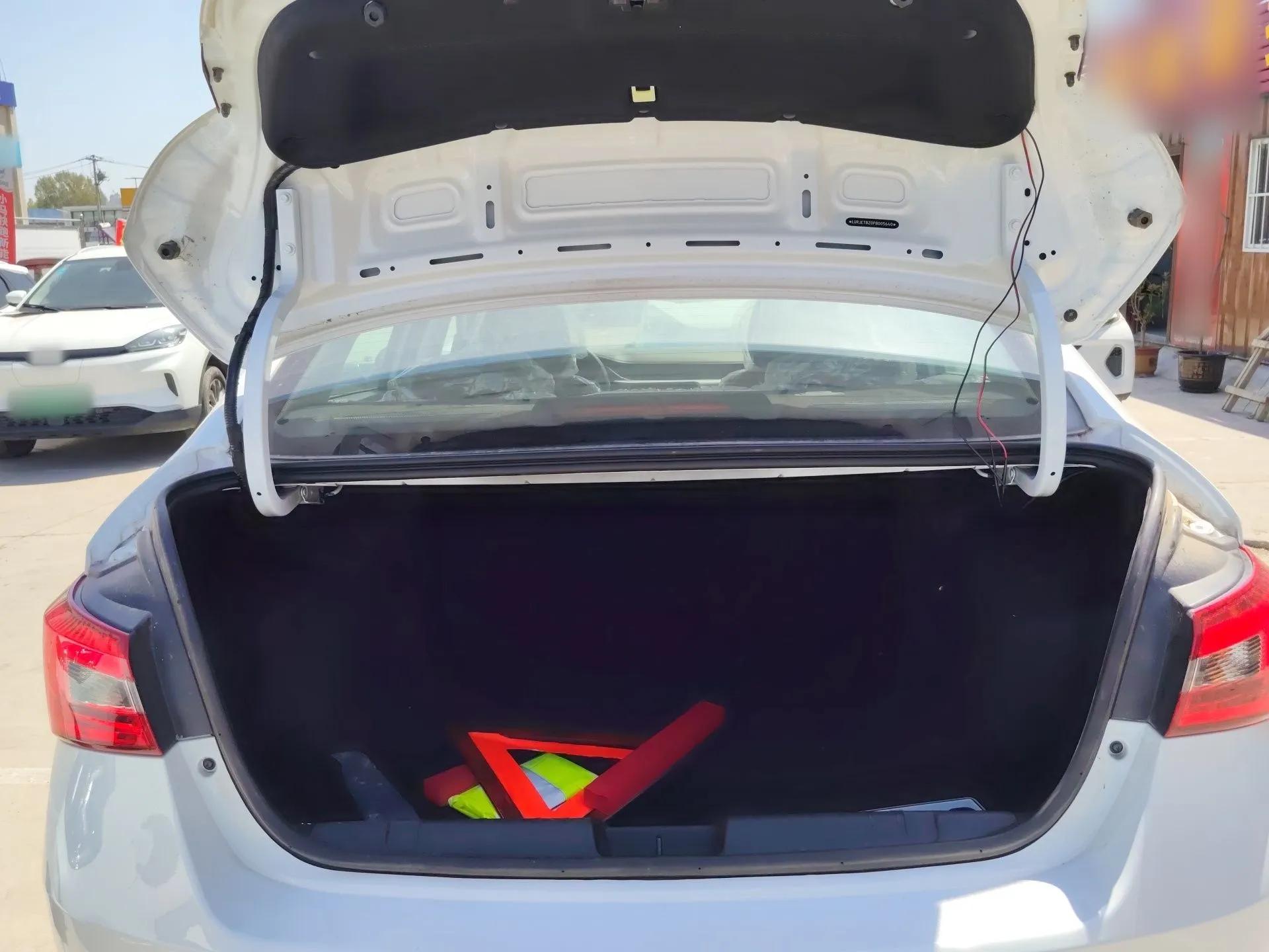 Chery New Energy Arrizo e 2024 405km Travel Edition — миниатюра 22