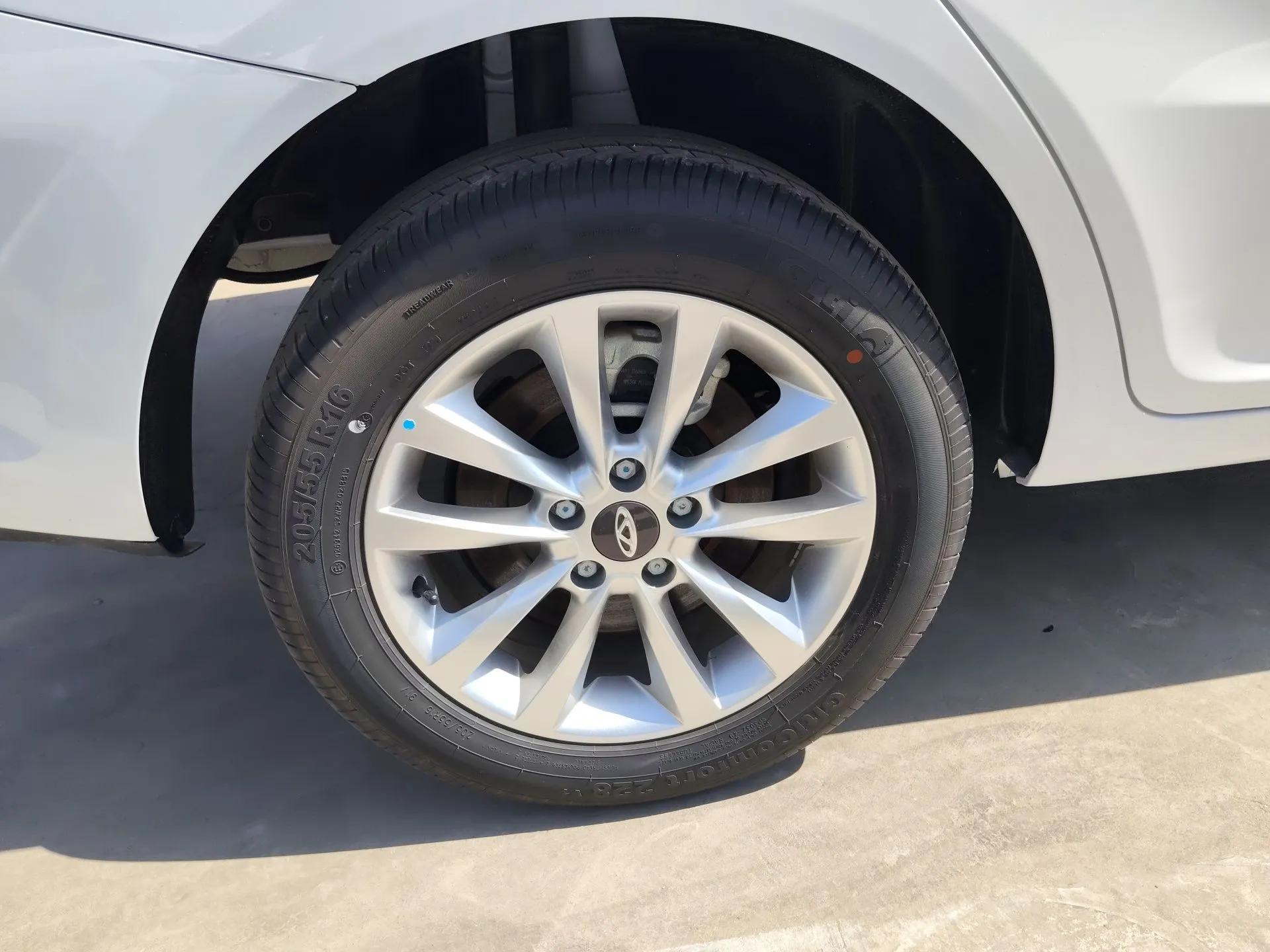 Chery New Energy Arrizo e 2024 405km Travel Edition — миниатюра 10
