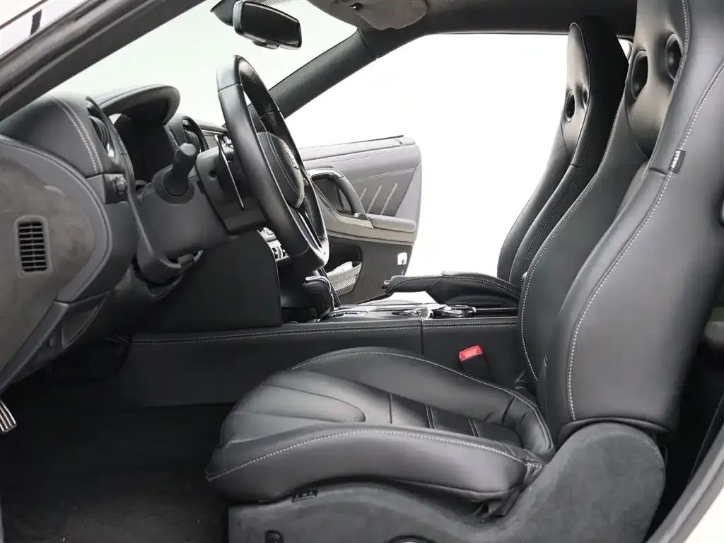 2015 Nissan GT-R 3.8T Dynamic Black Interior Edition — миниатюра 2
