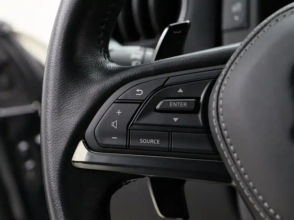 2015 Nissan GT-R 3.8T Dynamic Black Interior Edition — миниатюра 15