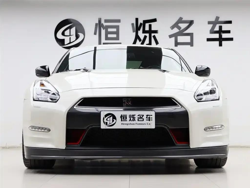 2015 Nissan GT-R 3.8T Dynamic Black Interior Edition — миниатюра 30