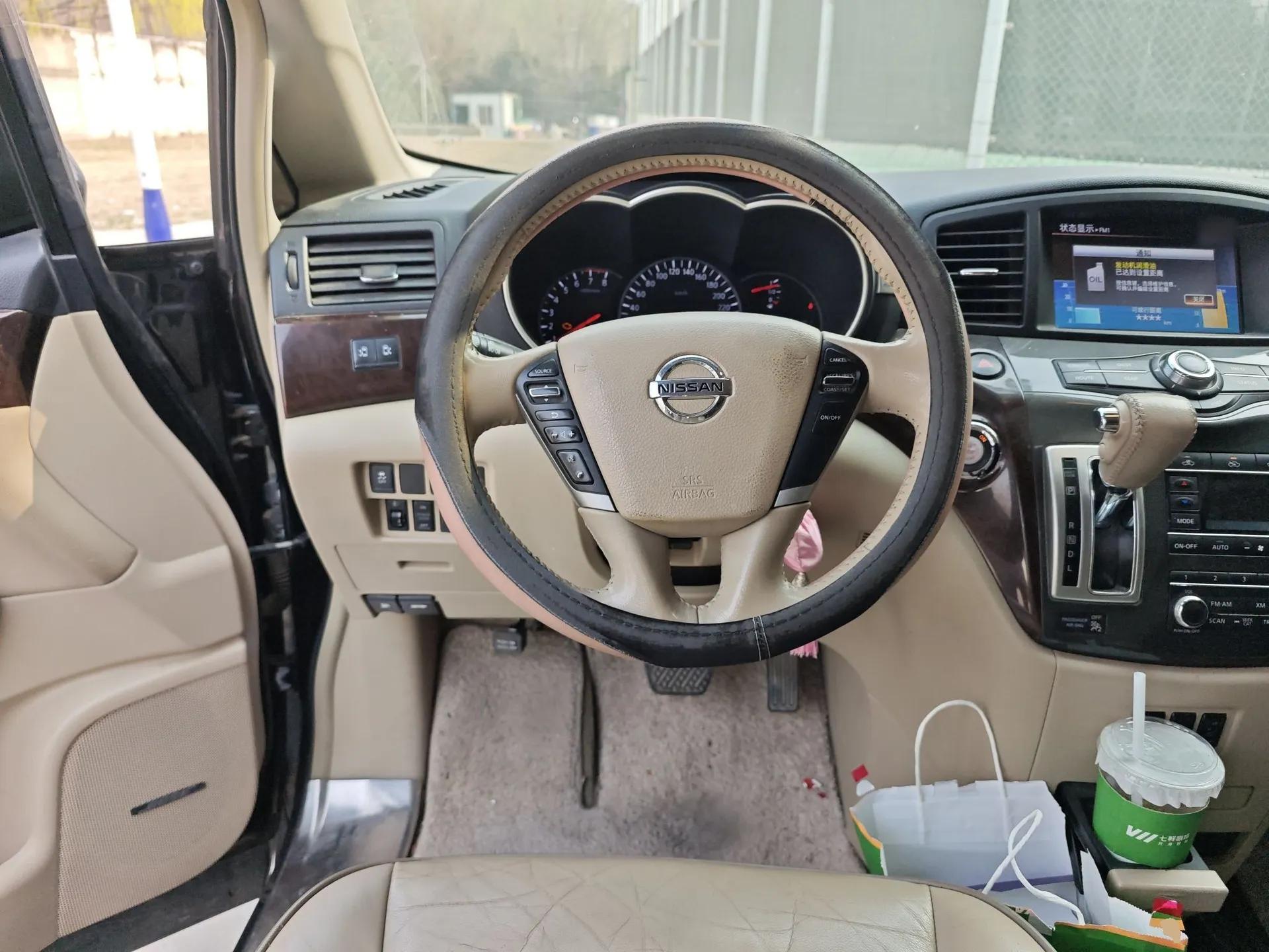 Nissan Quest 2015 3.5L SL — миниатюра 11