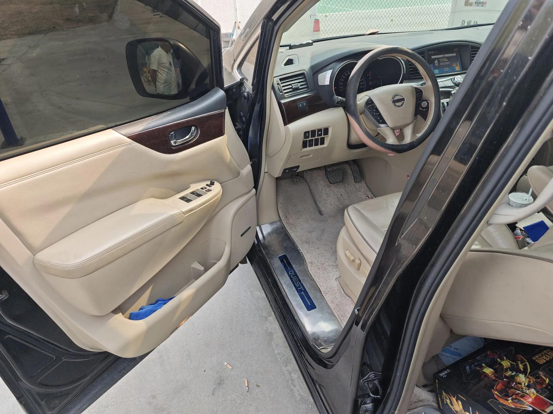 Nissan Quest 2015 3.5L SL — миниатюра 17