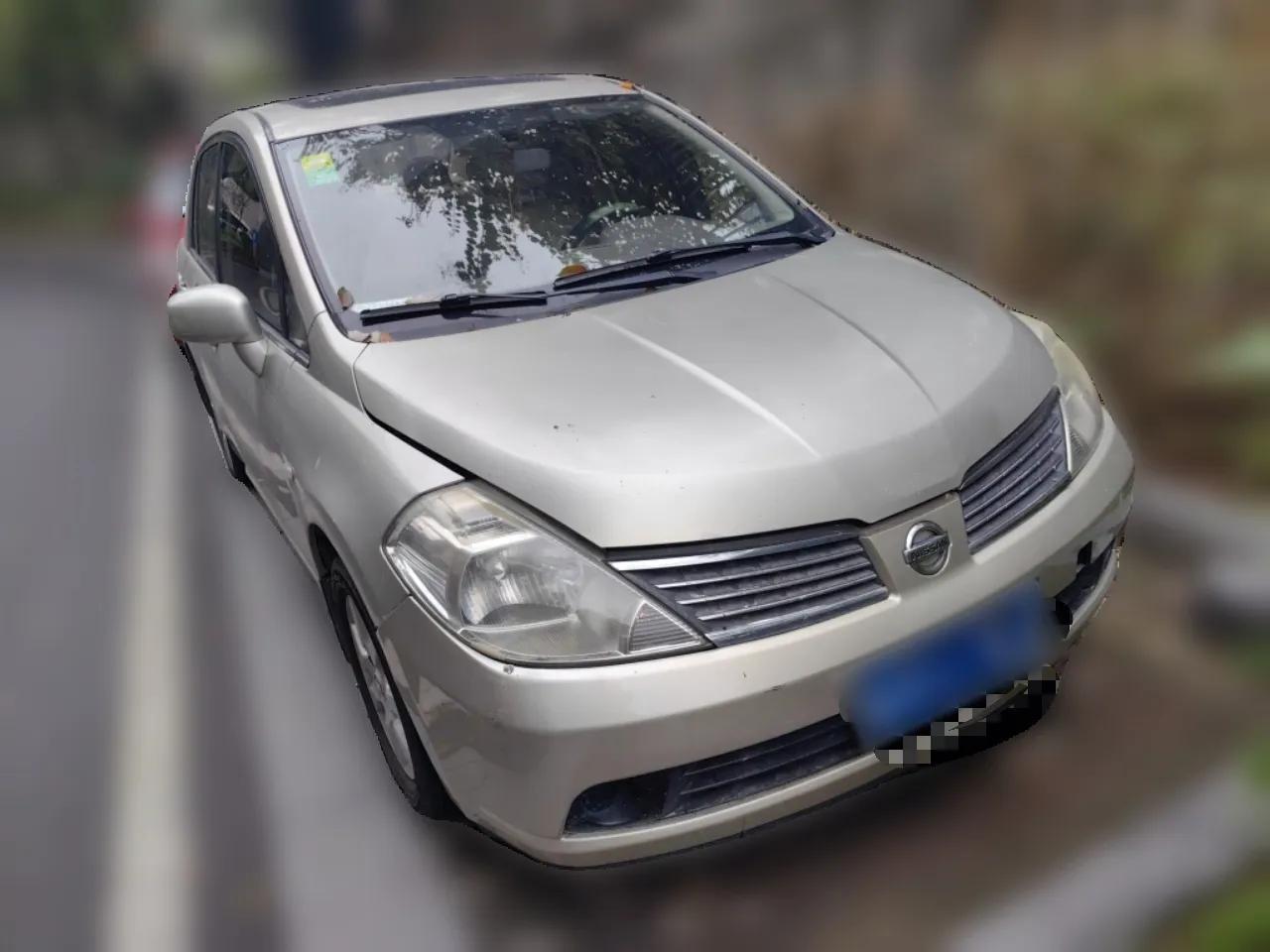 Nissan Tiida Sedan 2006 1.6JE AT — миниатюра 3