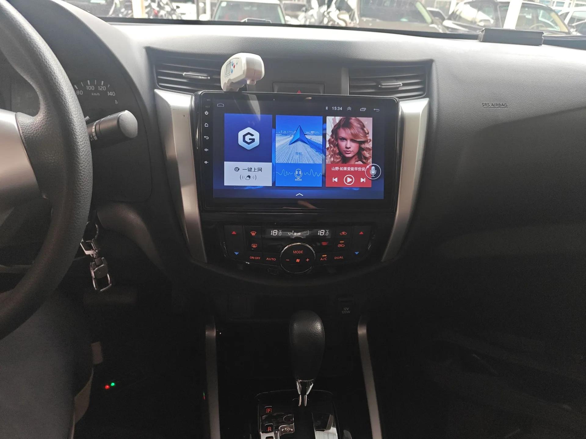 Nissan Navara 2017 2.5L Automatic 2WD Luxury Edition QR25 — миниатюра 16